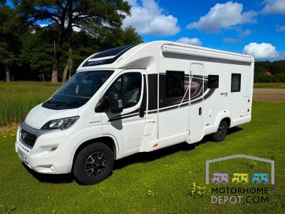 Swift Escape 694 - 6 Berth - Fixed Rear Island Bed