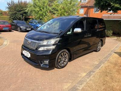  Toyota Vellfire  2.4 Z Platinum  Selection II