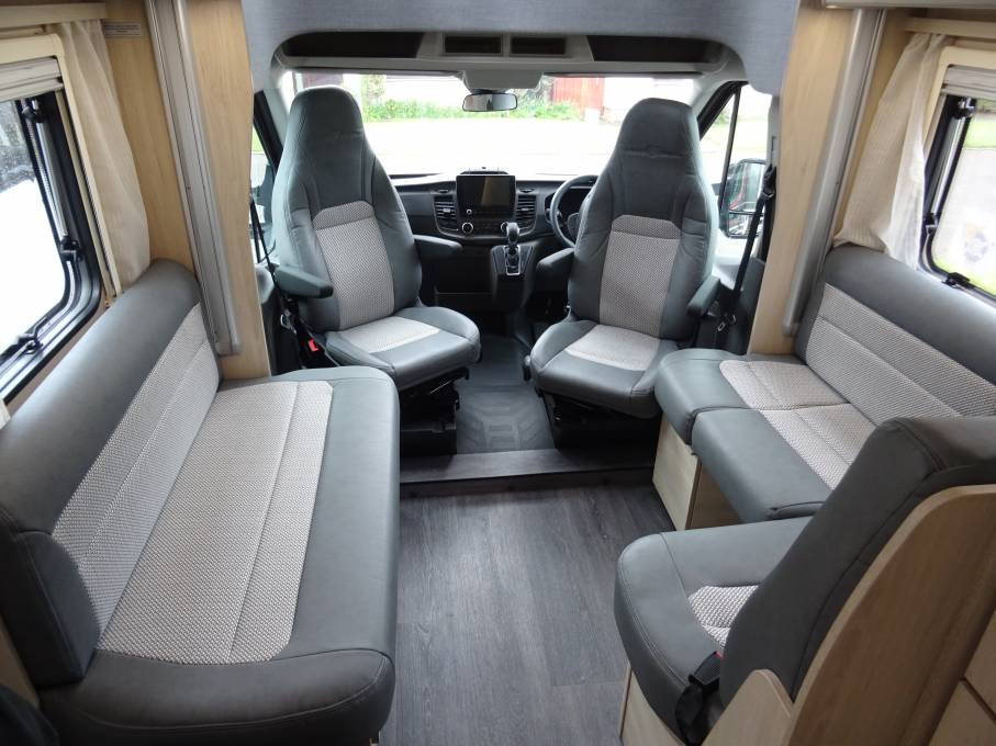 2021 Autotrail F62 4 Berth 4 Seatbelts Automatic Electric Drop Down Bed