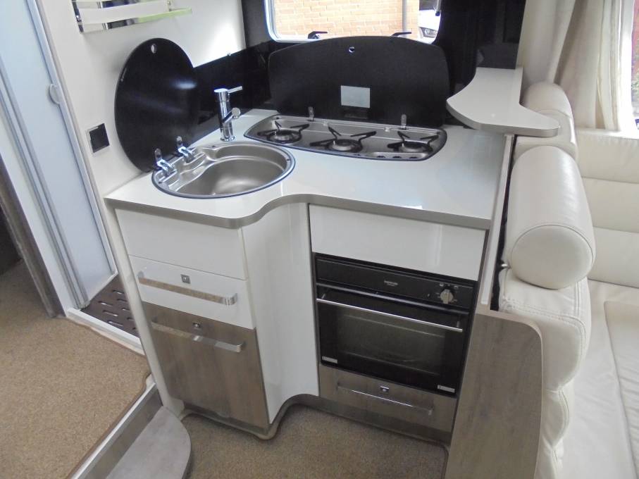 Pilote P746 Emotion 6 Berth 4 Seatbelts Rear Bedroom with Fixed Island