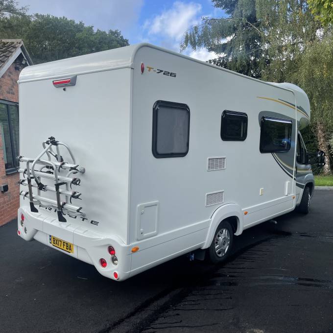 Autotrail Tribute T726 6 Berth 4 Seatbelts Bunk Beds End Washroom Over