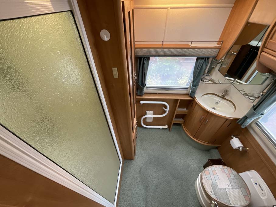 AutoTrail Mohican SE 2 berth end washroom Mercedes chassis with