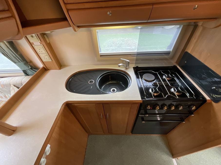 AutoTrail Mohican SE 2 berth end washroom Mercedes chassis with