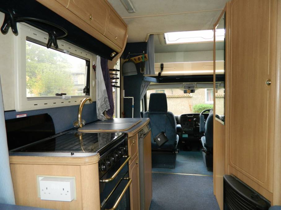 AutoSleepers Ravenna 2001 4 Berth Rear Lounge Motorhome For Sale