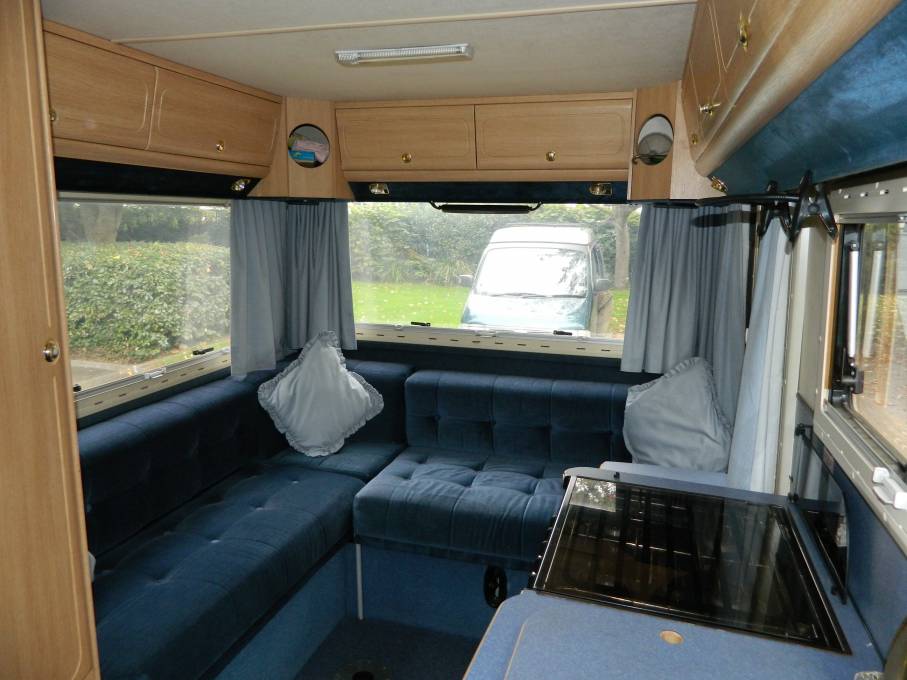 AutoSleepers Ravenna 2001 4 Berth Rear Lounge Motorhome For Sale