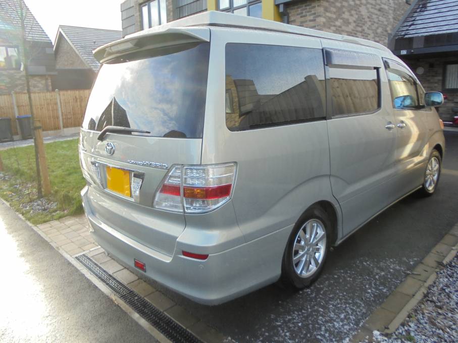 Toyota Alphard Hybrid Camper