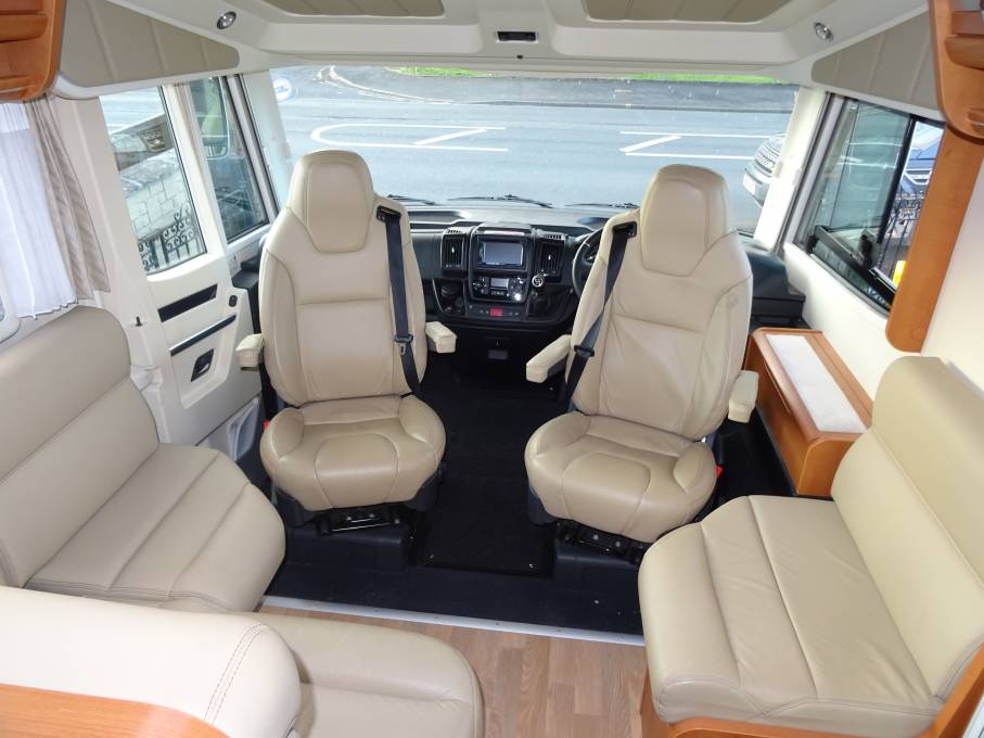 Rapido 9090DF, 2016, 4 Belts, 4 Berth, Rear Garage, For Sale