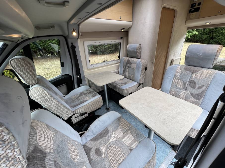 ROMAHOME R30 2 BERTH SHORT WHEEL BASE