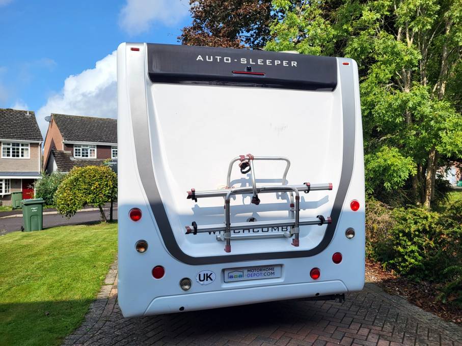 Autosleeper motorhome 2 berth mercedes automatic 7.3m