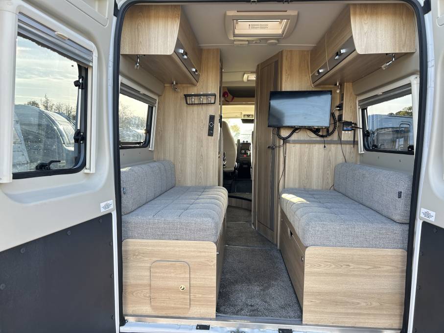Elddis Autoquest CV40 Vogue