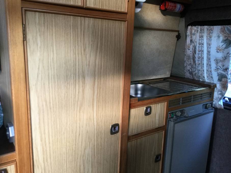 AUTOSLEEPER RAMBLER 4 BERTH CAMPERVAN