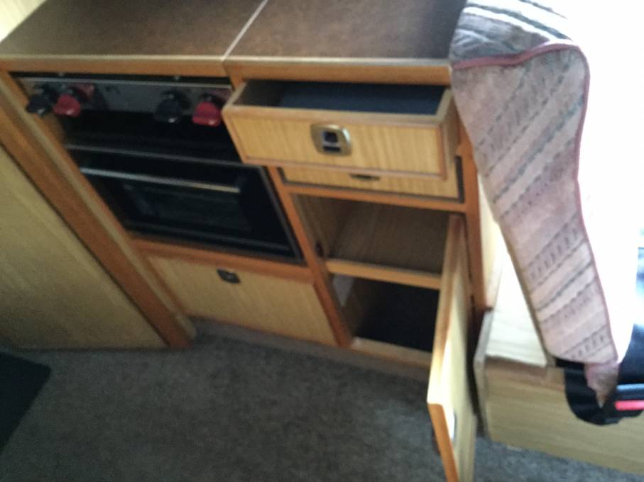 AUTOSLEEPER RAMBLER 4 BERTH CAMPERVAN