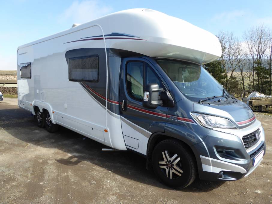 Autotrail Frontier Arapaho