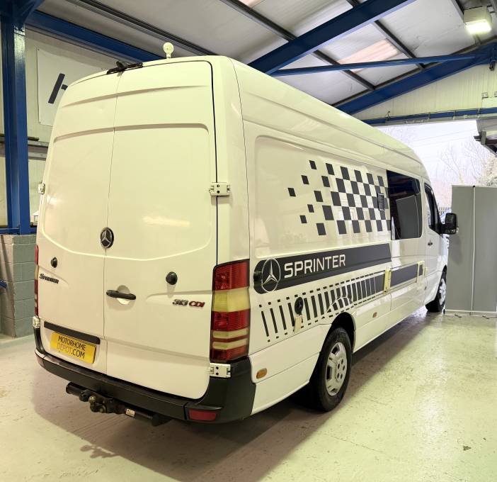 2010 Mercedes Benz Sprinter LWB Conversion Fixed Bed 2 Berth