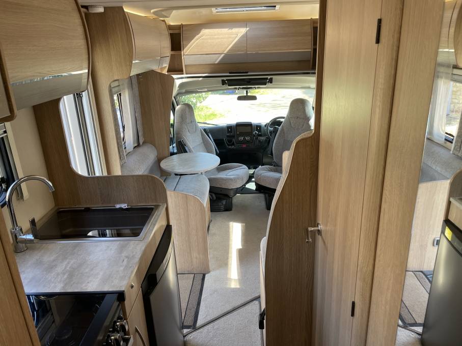 autotrail-imala-736g-automatic-4-berth-4-belt-fixed-bed-large-garage