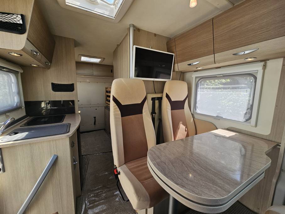 Burstner Brevio T600 - 2 Berth Compact Motorhome Transvere Double bed.