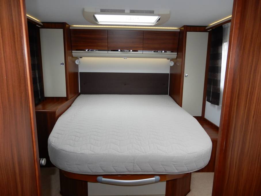 Adria Coral Plus S690sc 2016 3 Berth Rear Fixed Island Bed Motorhome