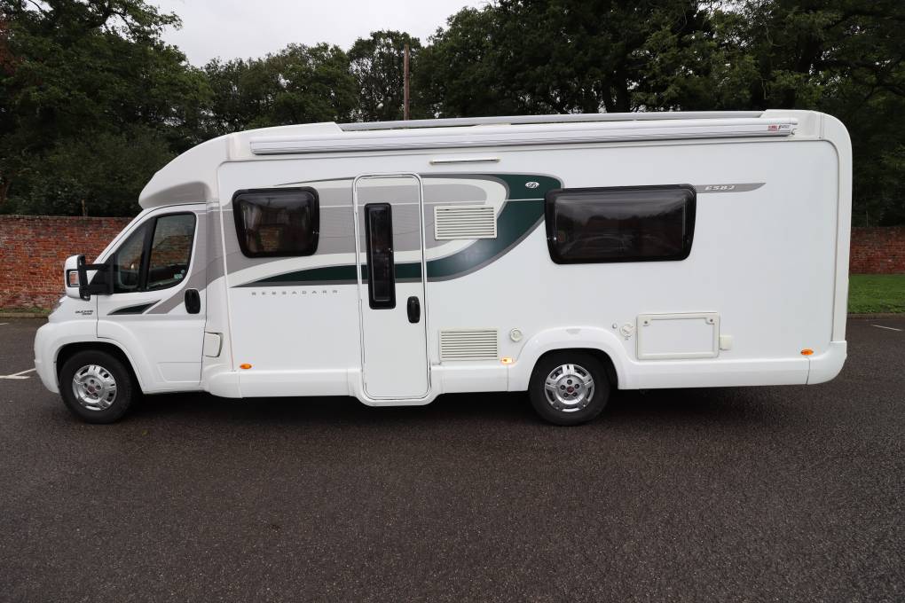 Bessacarr E582 Fixed Bed Motorhome For Sale
