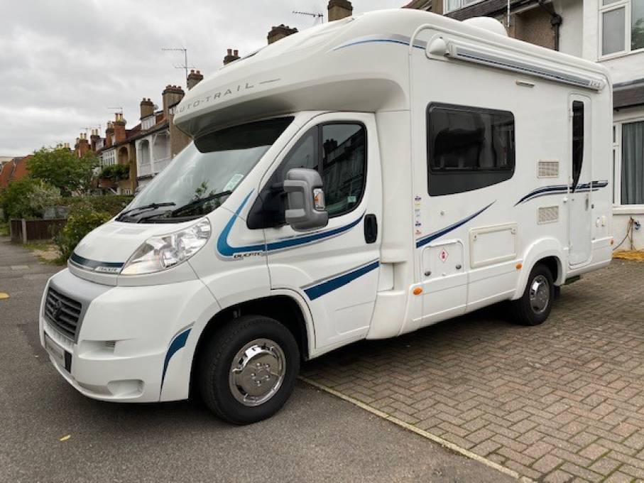 REDUCED 2012 2 Berth Autotrail Tracker