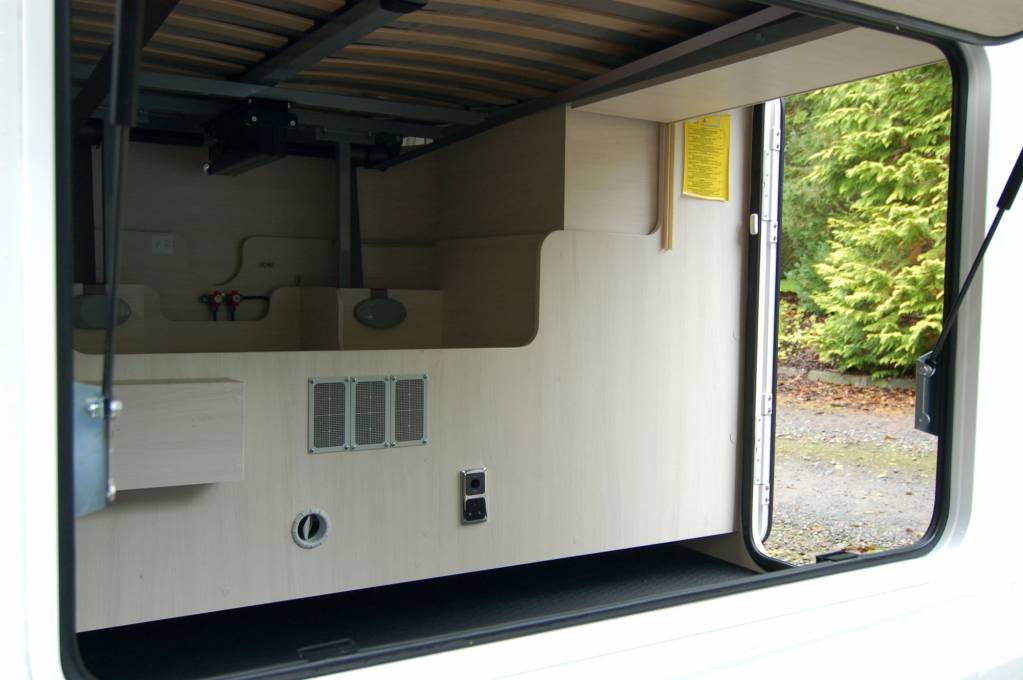 2018 Chausson 718XLB luxury island bed motorhome