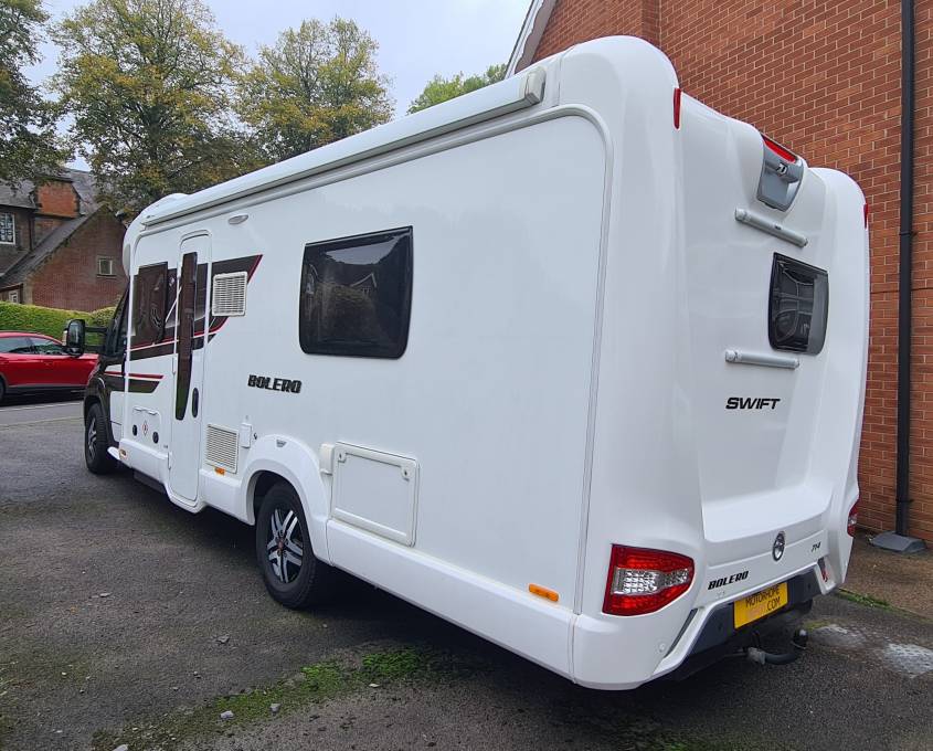 Swift Bolero 714SB 4 Berth End Washroom Fixed Singles FOR SALE