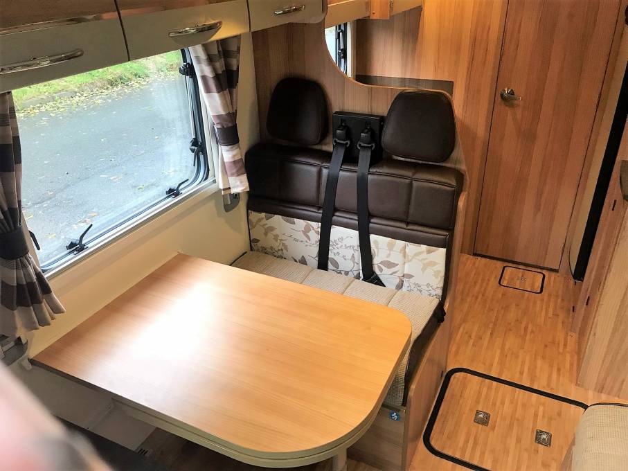 2014 Bailey Approach Electric Drop Down Bed Twin Leisure Batteries