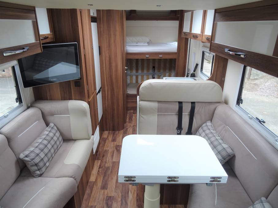 Roller Team Auto Roller 707 6 Berth 6 Travel Seat Rear Bunk Beds