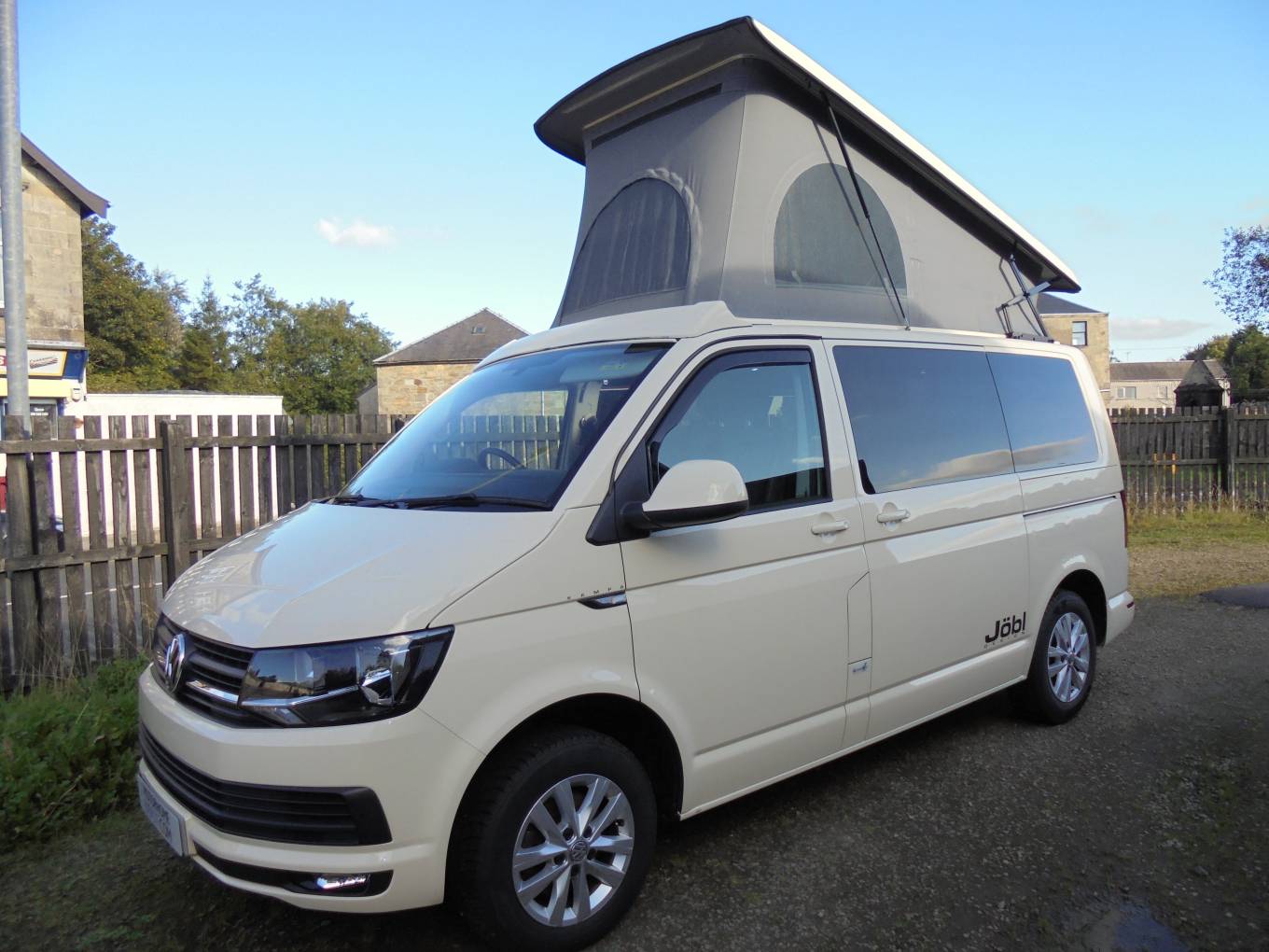 VW T6 JOBL KAMPA SE Highline 4 Berth 4 Seatbelts Pop Top 2017 Campervan