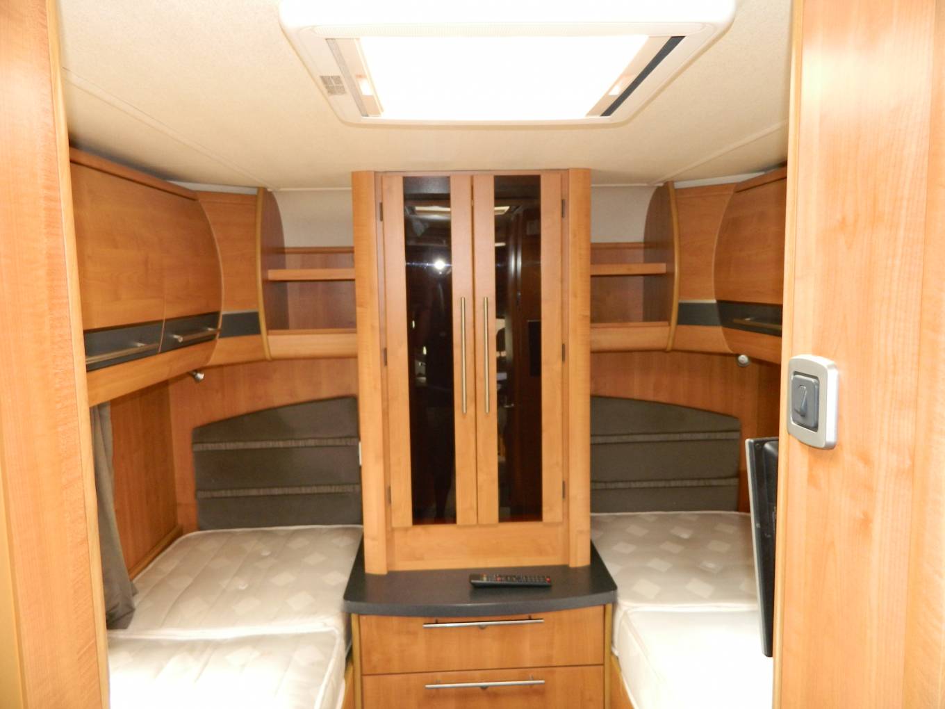 AutoTrail Savannah 4 Berth Rear Fixed Single Beds Motorhome For Sale