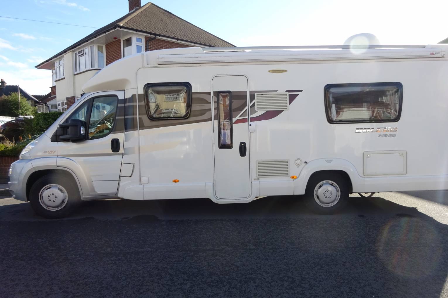 2013 Swift Bolero 712sb Fixed Single Beds, HabAircon, End Washroom