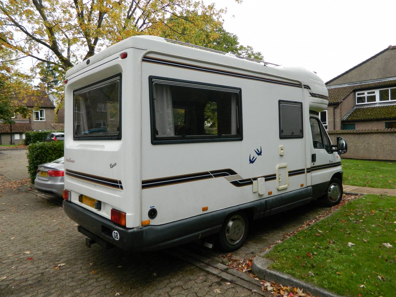 AutoSleepers Ravenna 2001 4 Berth Rear Lounge Motorhome For Sale