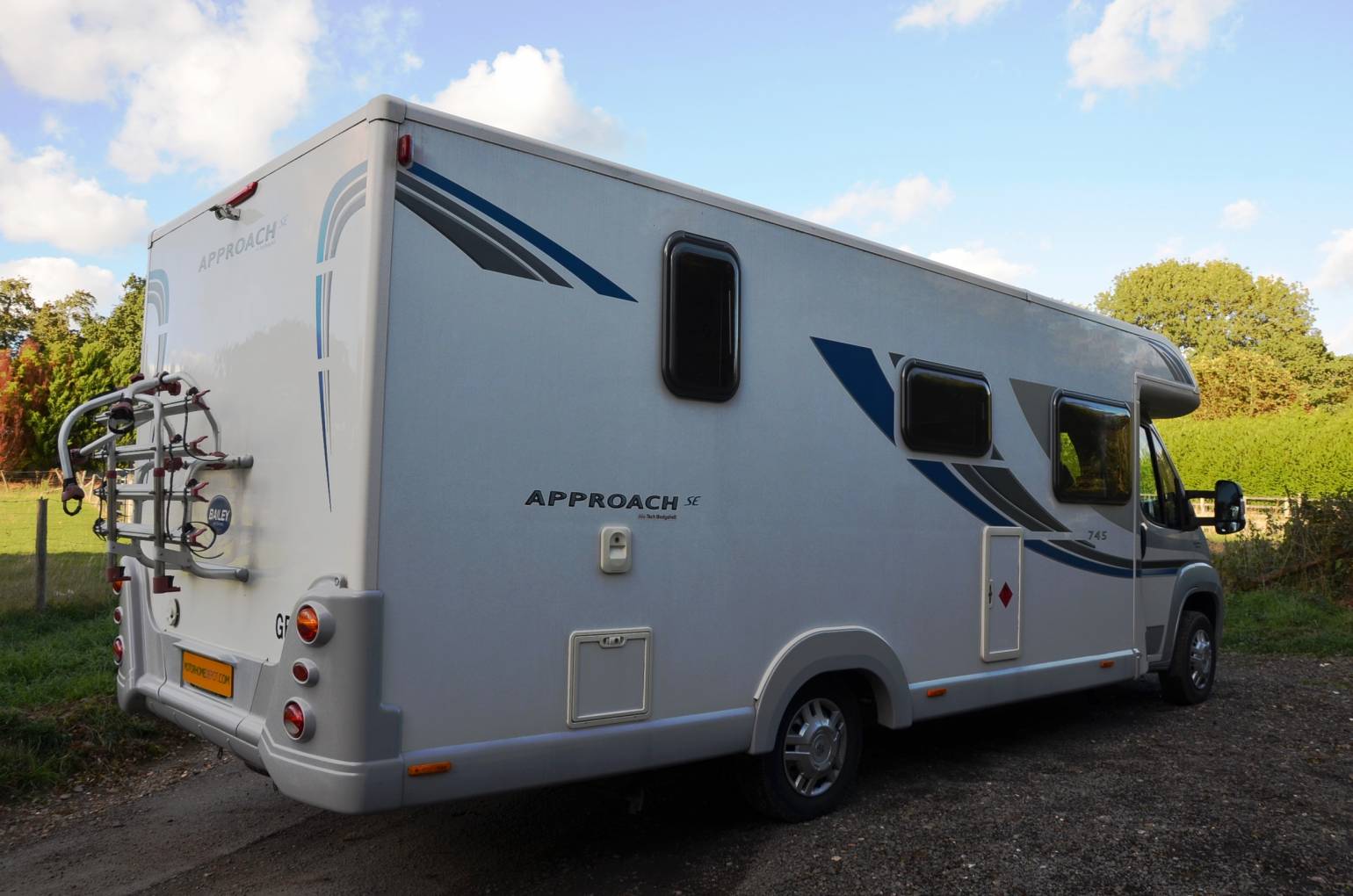 4berth Bailey Approach 745se motorhome with fixed bed for sale