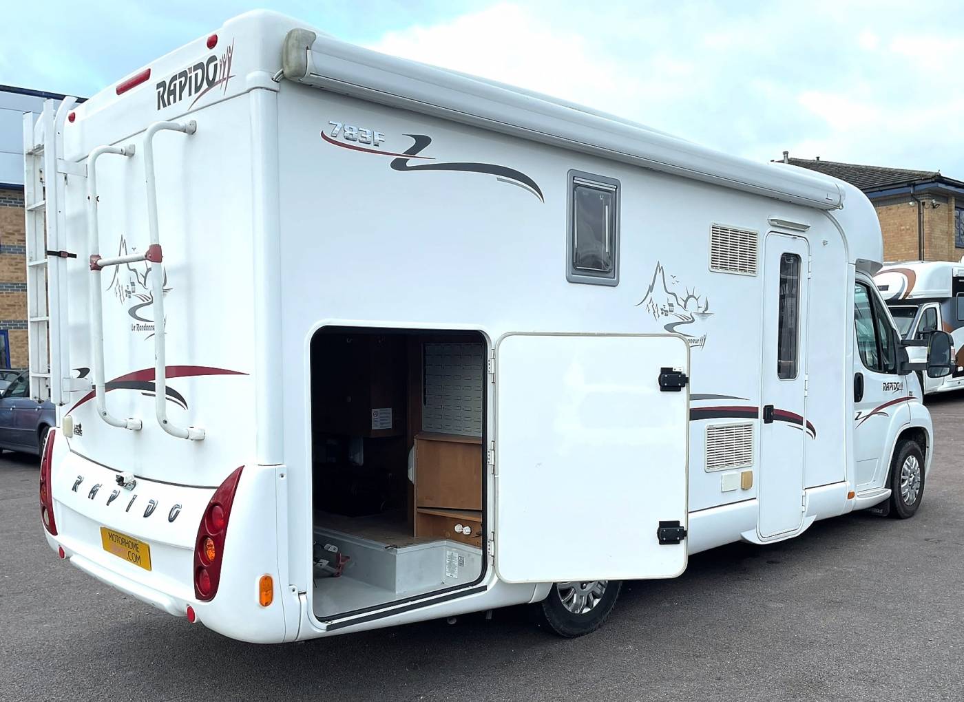 RAPIDO 783F 4 BERTH TRANSVERSE BED LARGE GARAGE LOW PROFILE Motorhome