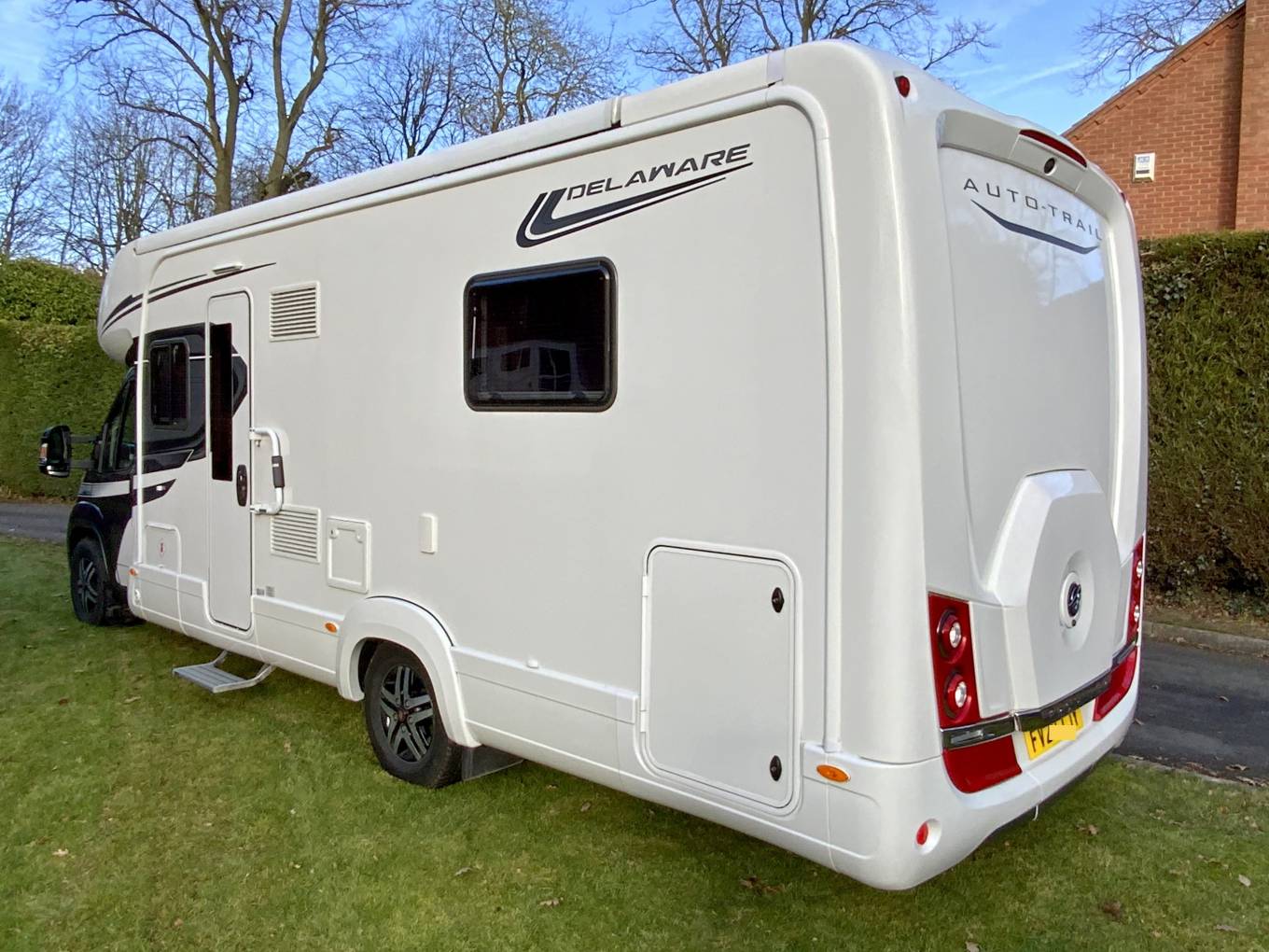Autotrail Delaware Frontier Luxury 4 Berth 180 BHP Rear Fixed Island Bed