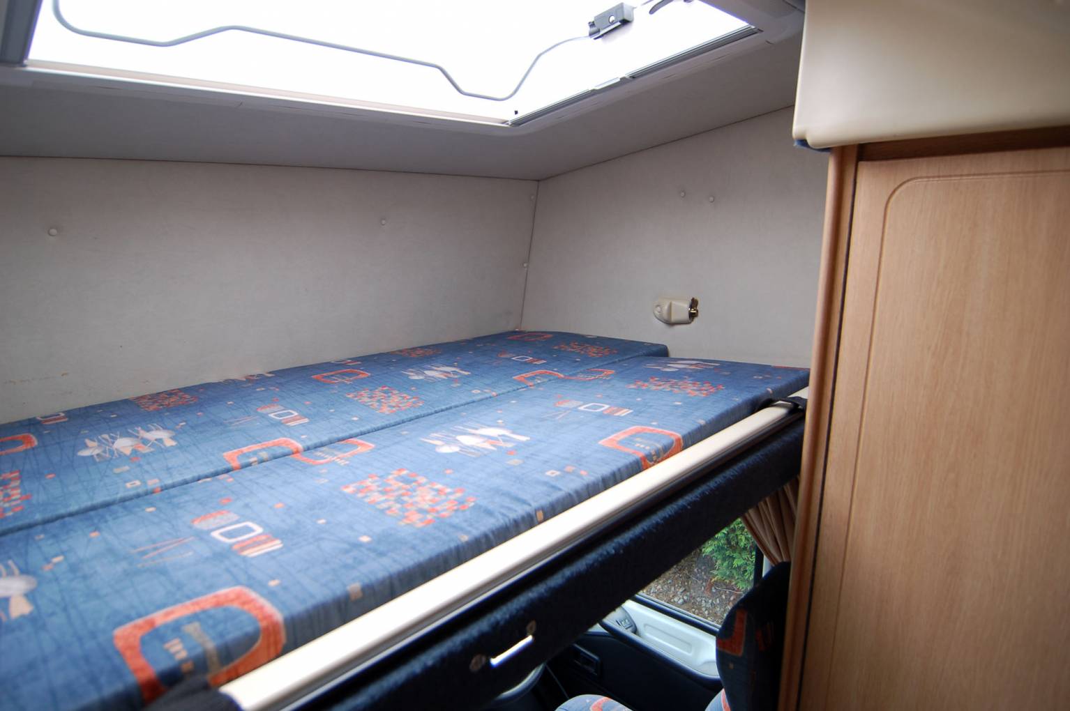 2002 Autosleeper Ravenna coachbuilt motorhome for sale, one owner from new, 2.8 litre turbodiesel