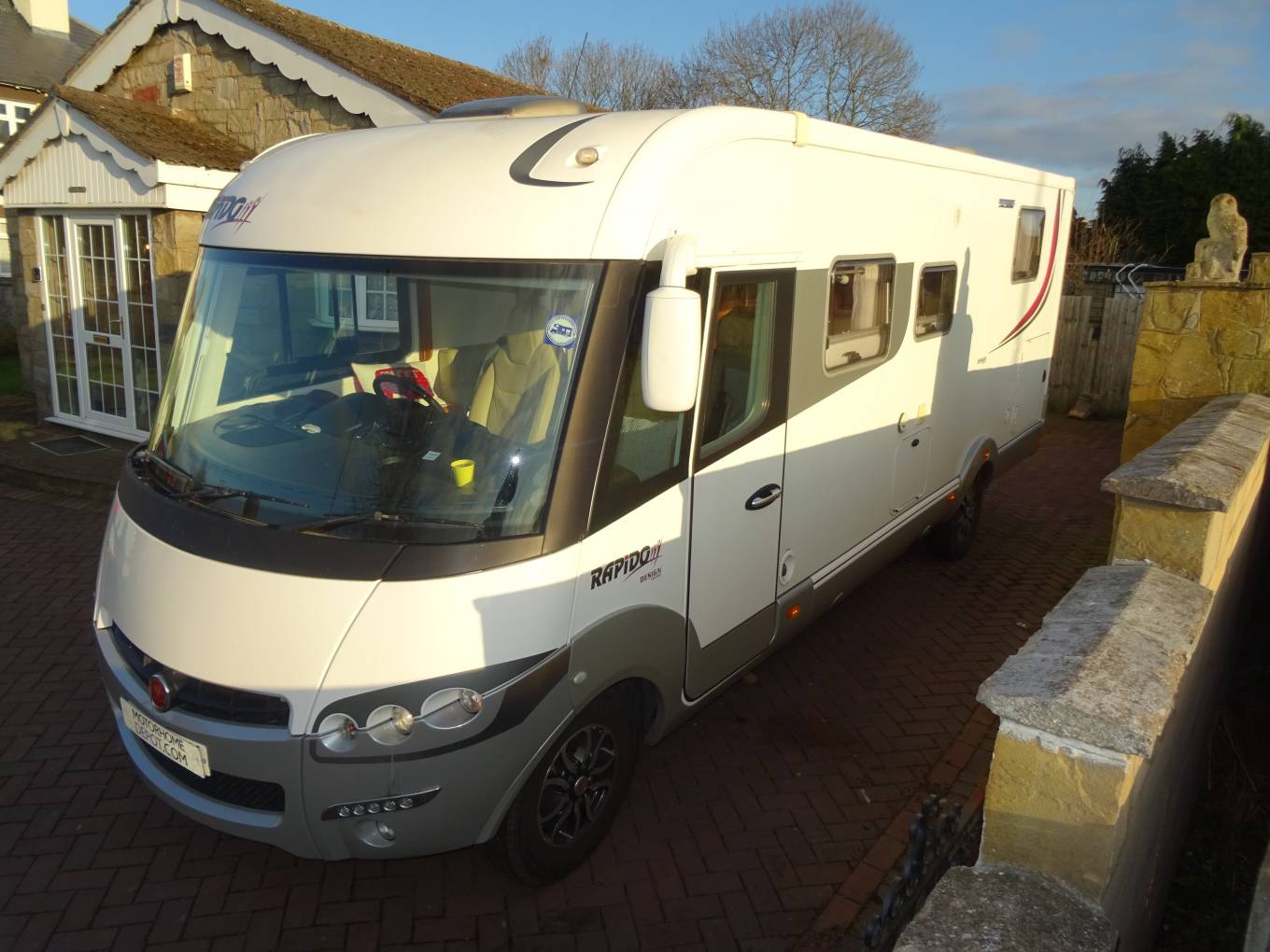 Rapido 9090DF, 2016, 4 Belts, 4 Berth, Rear Garage, For Sale