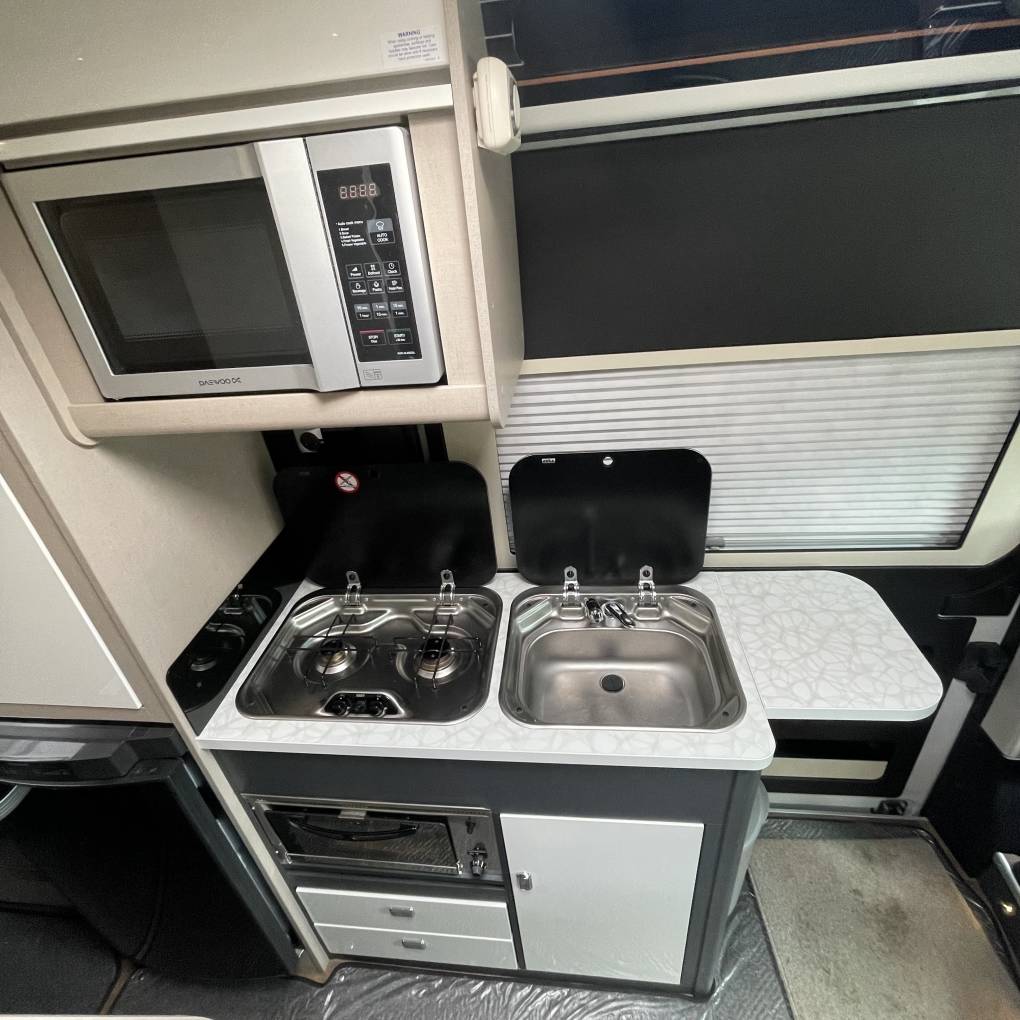 Autocruise Carrera 4 2013 2 Berth 4 Seatbelts Rear Fixed Transverse Bed