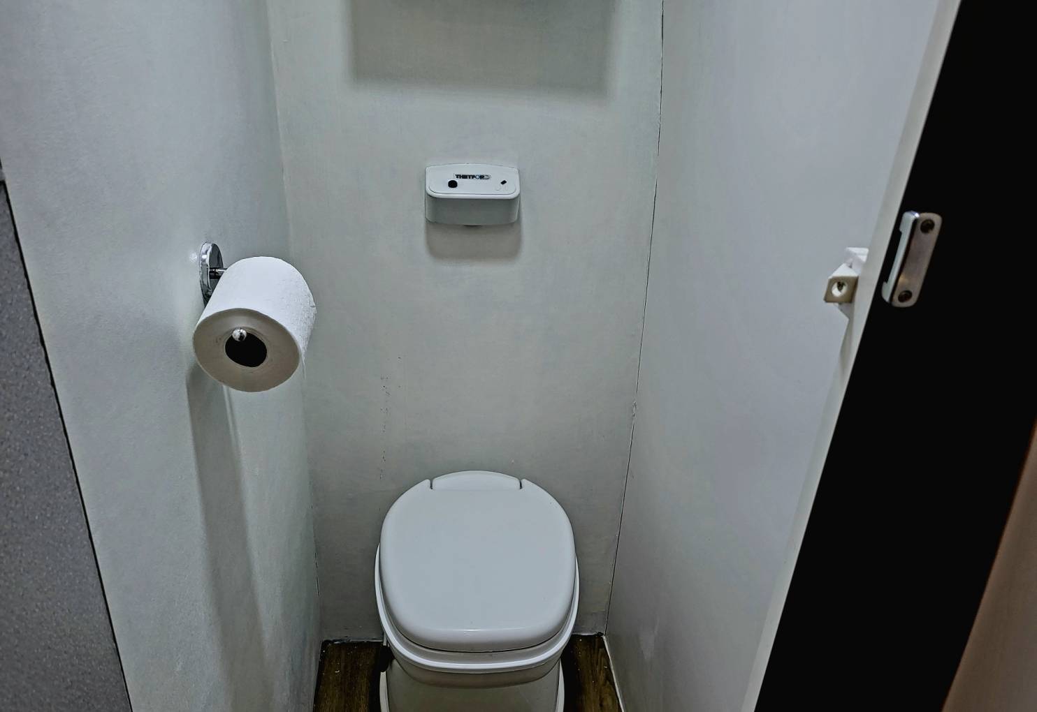 Mercedes Sprinter 2010 191k 2 berth camper,garage,solar,heating,toilet