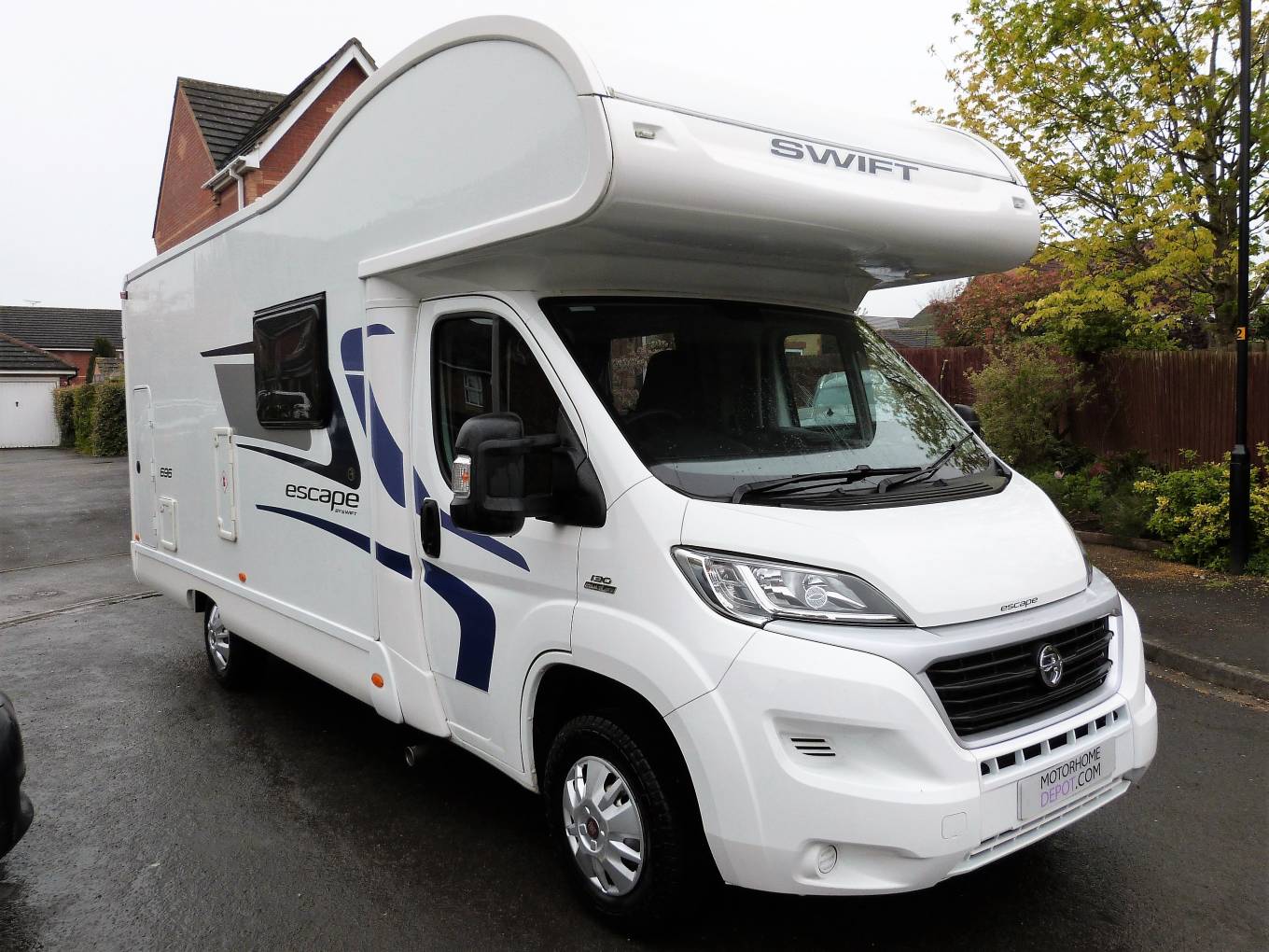 Swift Escape 696 6 Berth Coachbuilt Bunk Beds Motorhome For Sale Swift Escape 696 6 Berth Coachbuilt Bunk Beds Motorhome For Sale