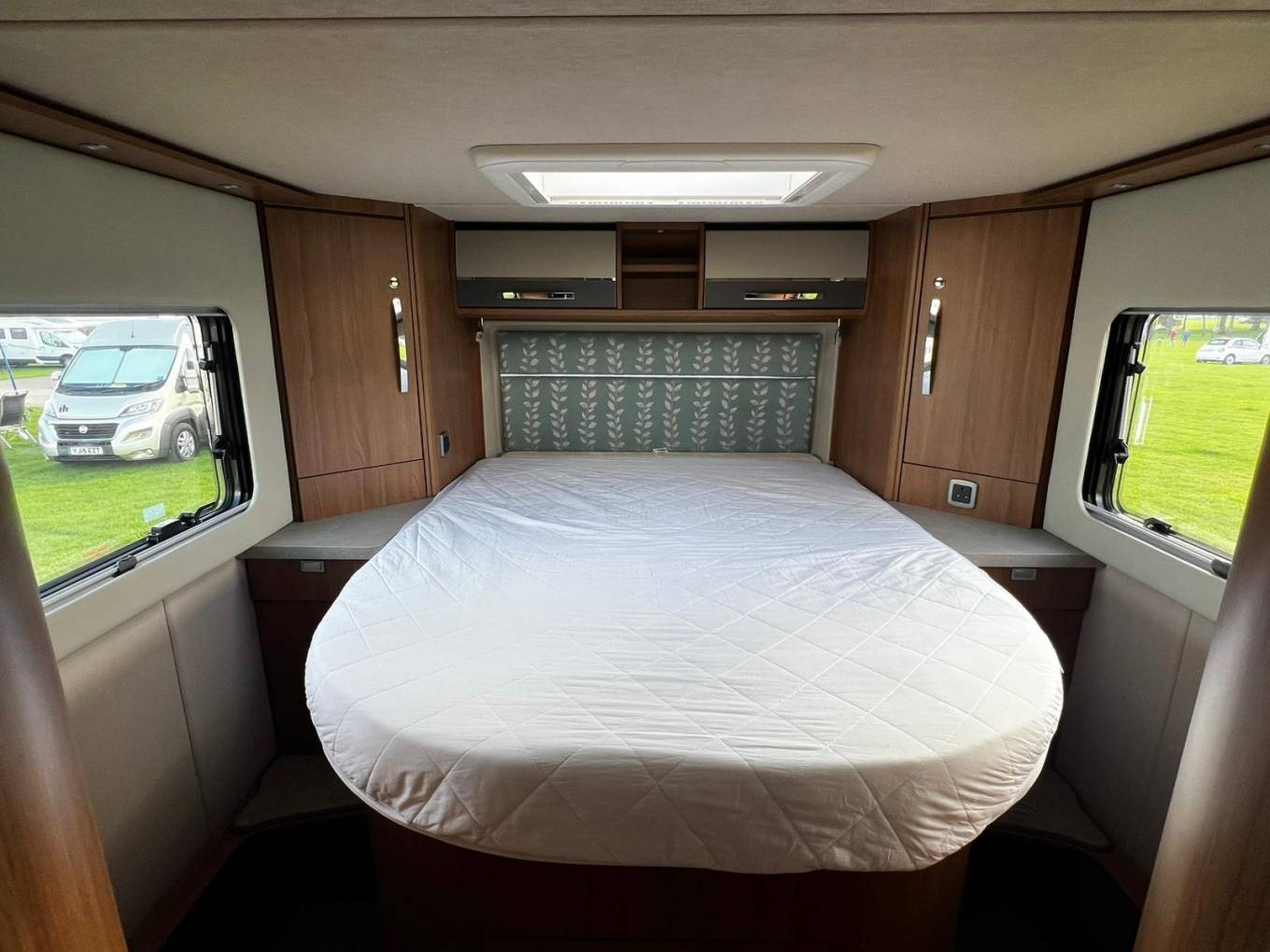AutoTrail Frontier Delaware 2019 SemiAutomatic Island Bed Motorhome