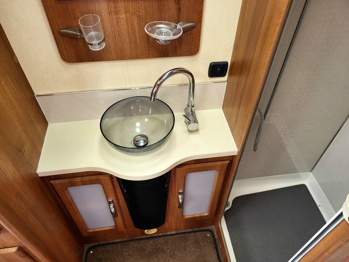 Autosleeper motorhome 2 berth mercedes automatic 7.3m