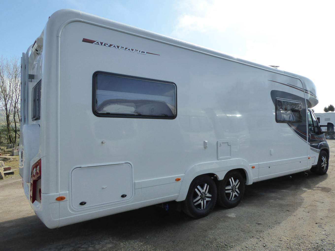 Autotrail Frontier Arapaho