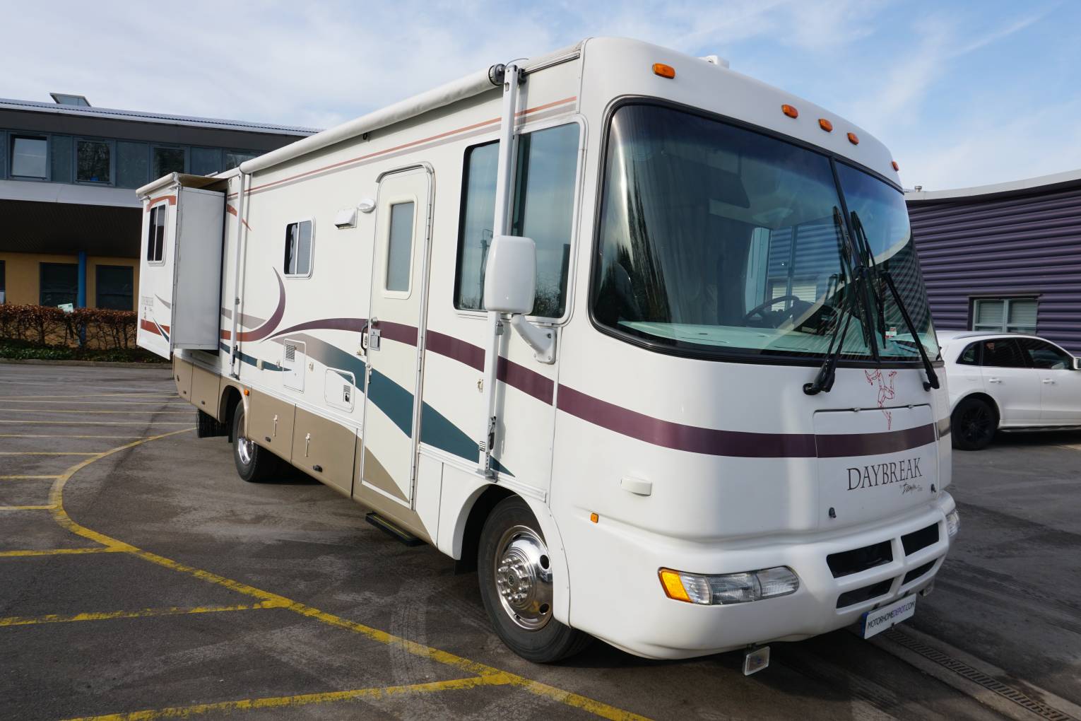 Ford f550 damon daybreak