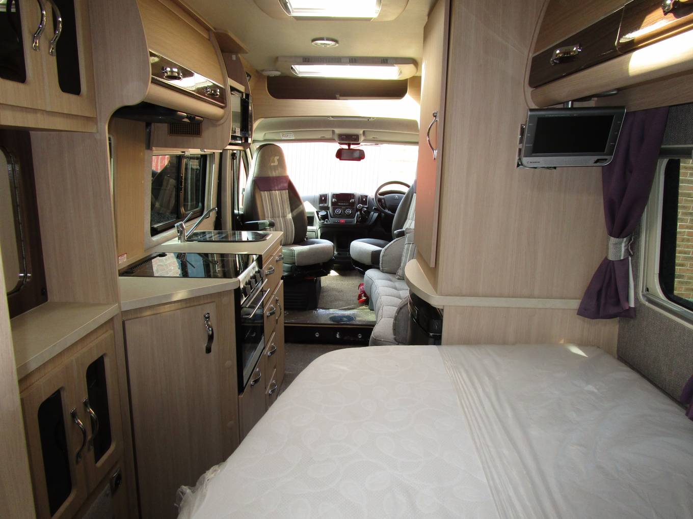 Autosleeper Kingham Fixed Bed Luxury Van Conversion For Sale