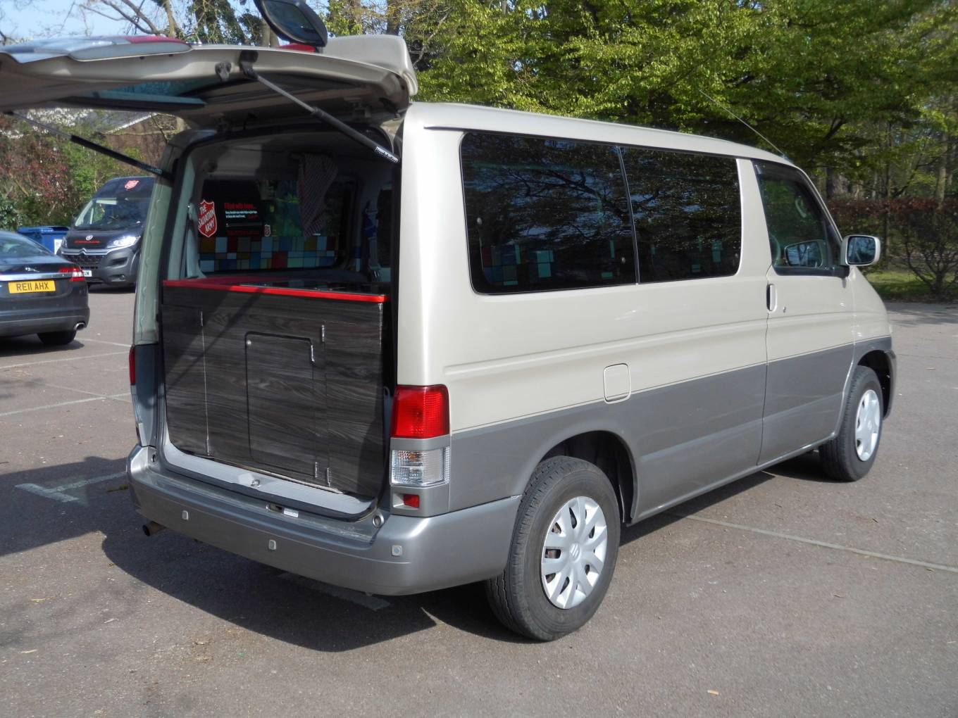 Mazda bongo 3
