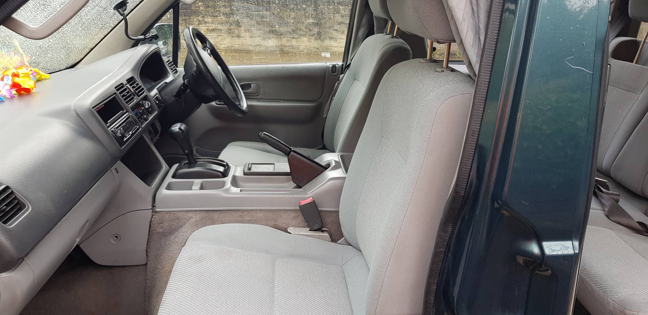 Mazda bongo friendee салон