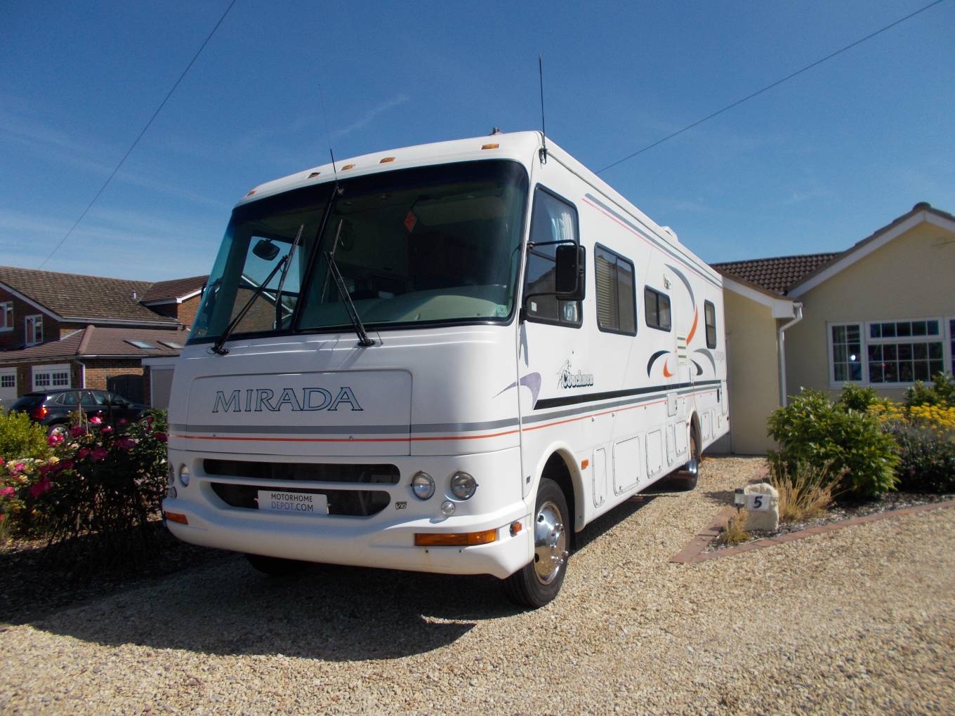 1999 Coachmen Mirada 6 Berth RV