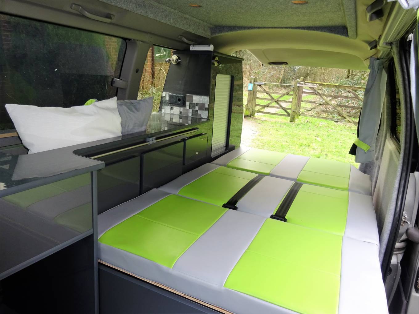 Automatic Toyota Regius HiTop JDM Camper REDUCED BY £1000 FEB 2020