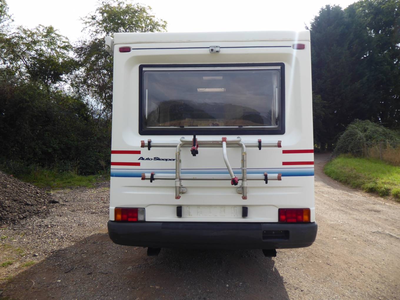 Autosleeper Ravenna 1998. 4 Berth. Rear LShape Lounge converts to