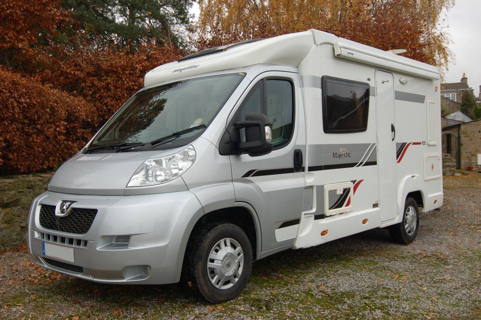 2014 Elddis Majestic 105 special edition compact 2 berth motorhome
